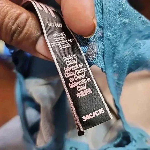 VICTORIA'S Secret teal Lace Bralette.  Size 34C - Picture 9 of 13